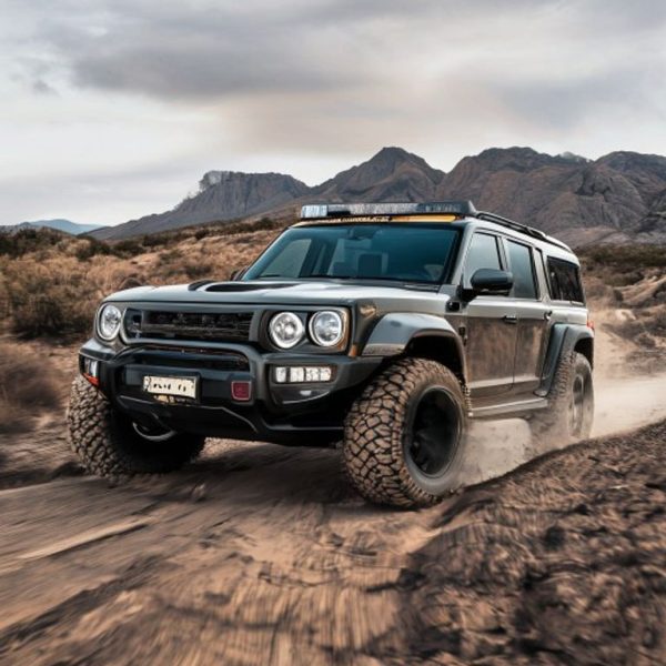 New Jeep Cherokee Trailhawk Spied Testing with Knobbier All-Terrain Tires