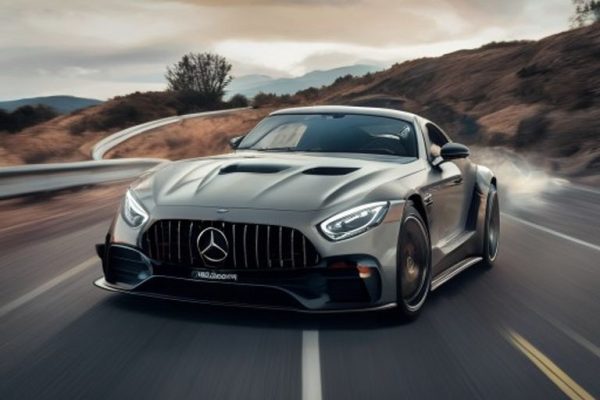 2026 Mercedes-AMG SL63 S E Performance Test: Sound and Fury