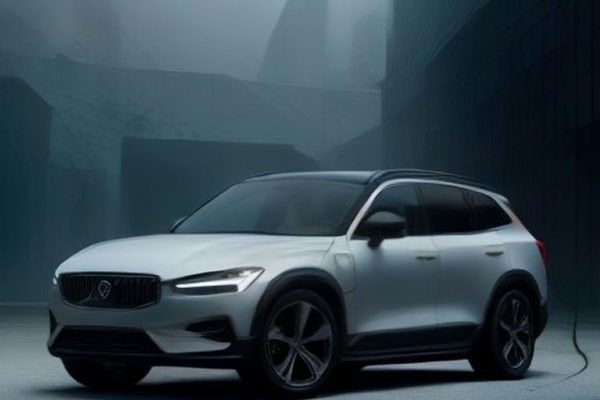 Volvo EX60 Debut in U.S. Hampered by Delays, Rarity Forecast Until Late 2027