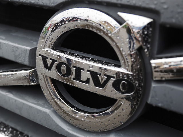 Volvo Symbol 640x480